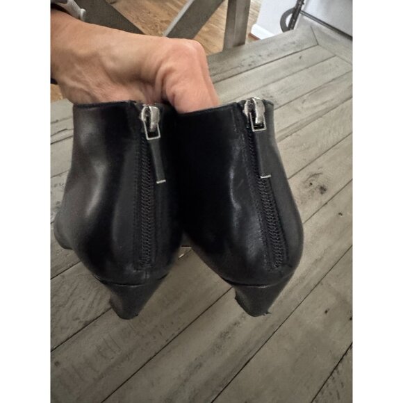 Christian Dior Black Leather Pointed Toe Ankle Boots 37 - Picture 3 of 8